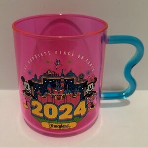 2024 Disneyland Mickey and Minnie Glass Coffee Mug Brand New